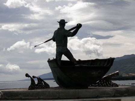 Monumento ao Baleeiro, Pico, Açores | Francisco Silva e António D. Santos